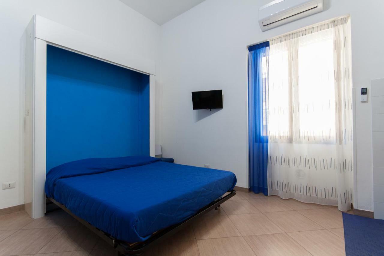 Casa Vacanze Del Golfo 卡斯泰拉马莱 外观 照片